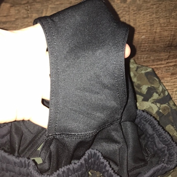 🔥$SALE$🔥 Lululemon Tracker Short Mystic Jungle - Picture 4 of 9